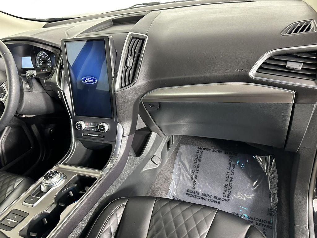 used 2024 Ford Edge car, priced at $29,998