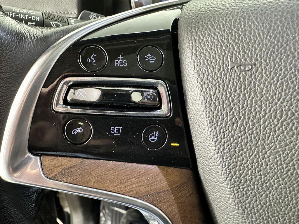 used 2020 Cadillac Escalade car, priced at $39,998