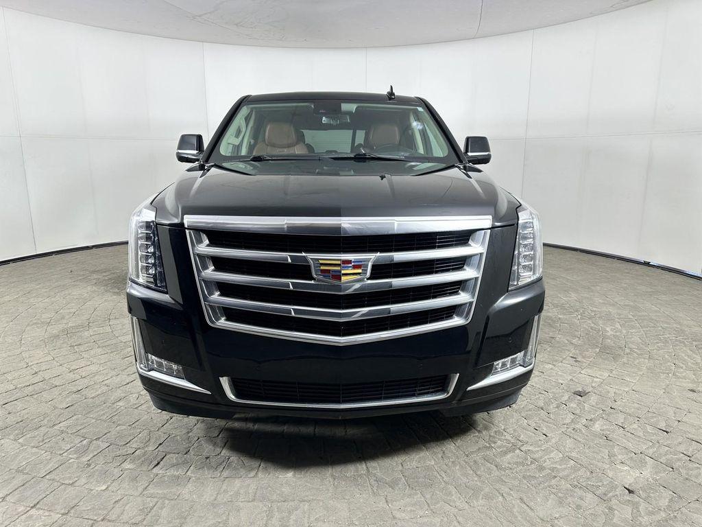 used 2020 Cadillac Escalade car, priced at $39,998