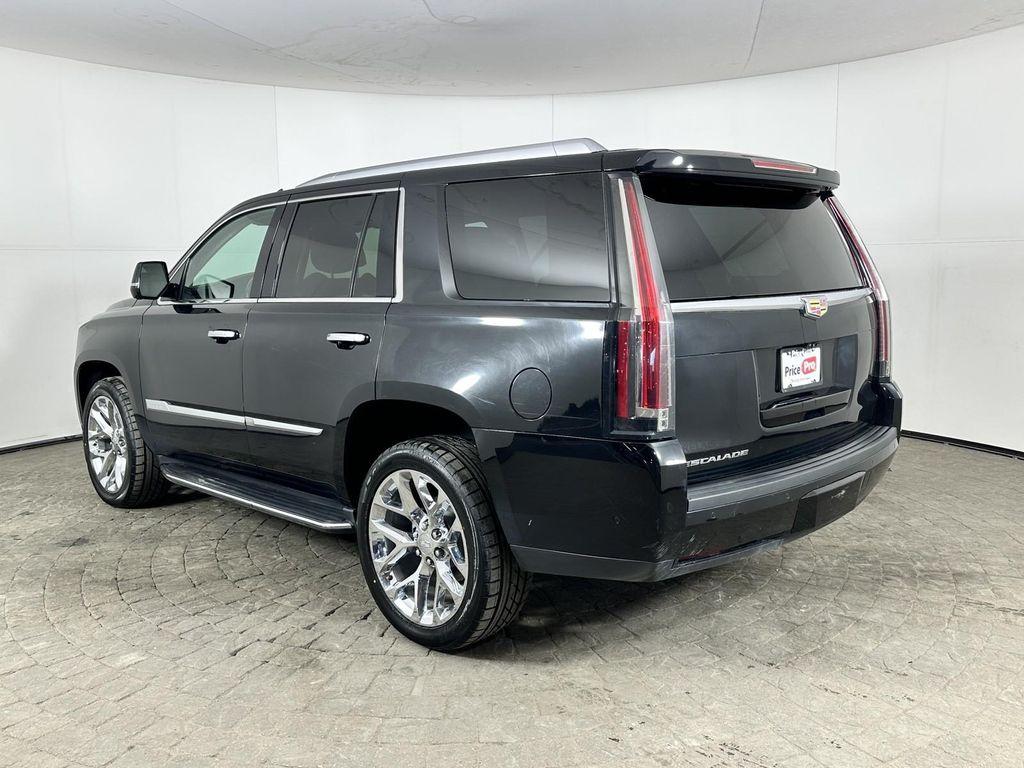used 2020 Cadillac Escalade car, priced at $39,998