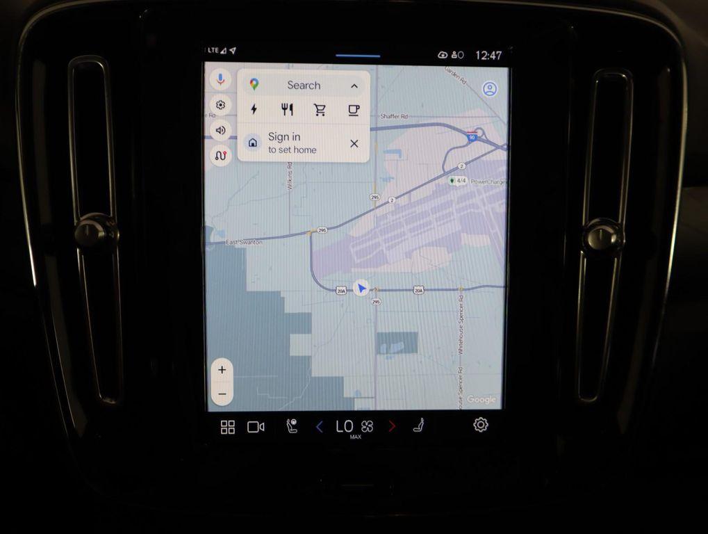 used 2024 Volvo C40 Recharge Pure Electric car, priced at $29,998