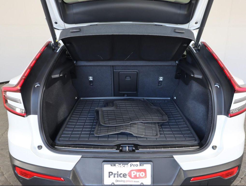 used 2024 Volvo C40 Recharge Pure Electric car, priced at $29,998