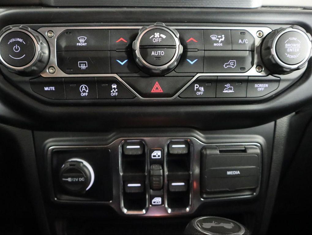 used 2021 Jeep Wrangler Unlimited car, priced at $27,998