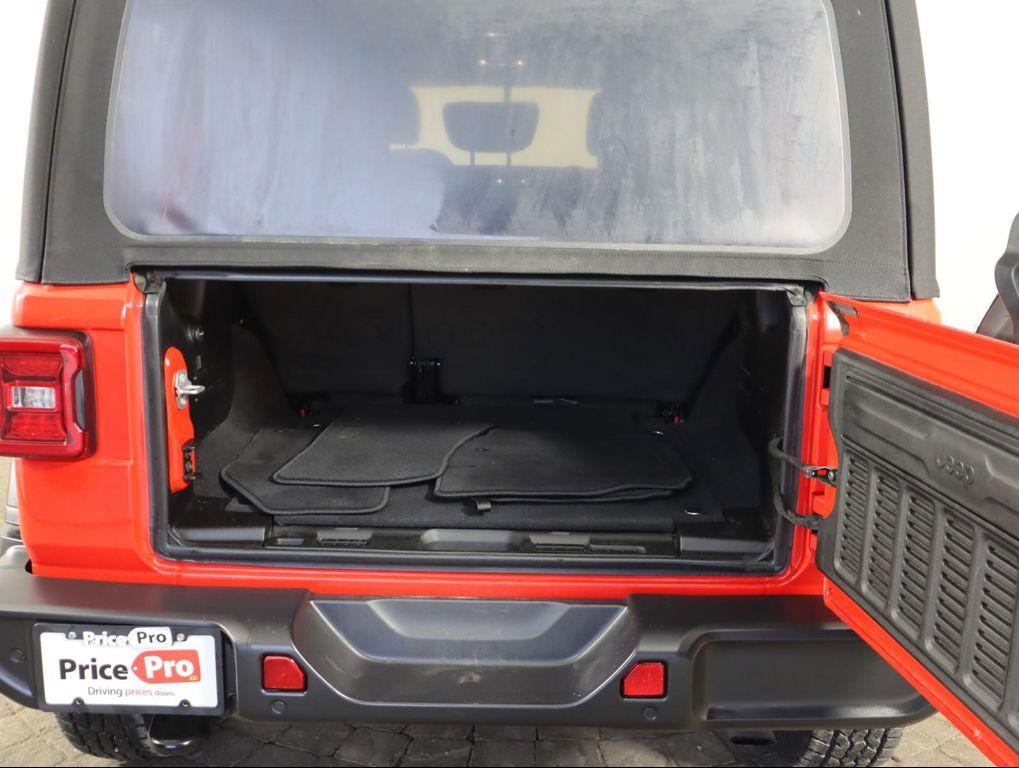 used 2021 Jeep Wrangler Unlimited car, priced at $27,998