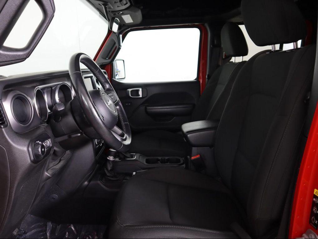 used 2021 Jeep Wrangler Unlimited car, priced at $27,998