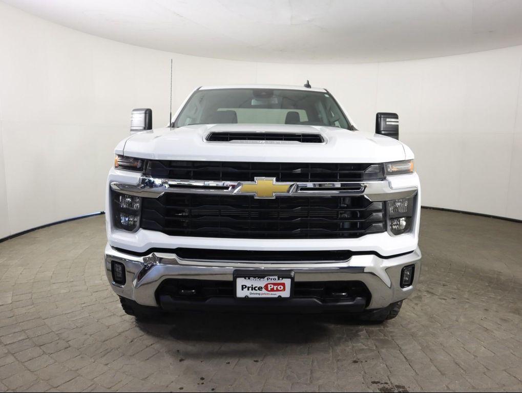 used 2024 Chevrolet Silverado 2500 car, priced at $57,998
