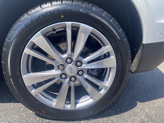 used 2023 Cadillac XT5 car, priced at $34,988