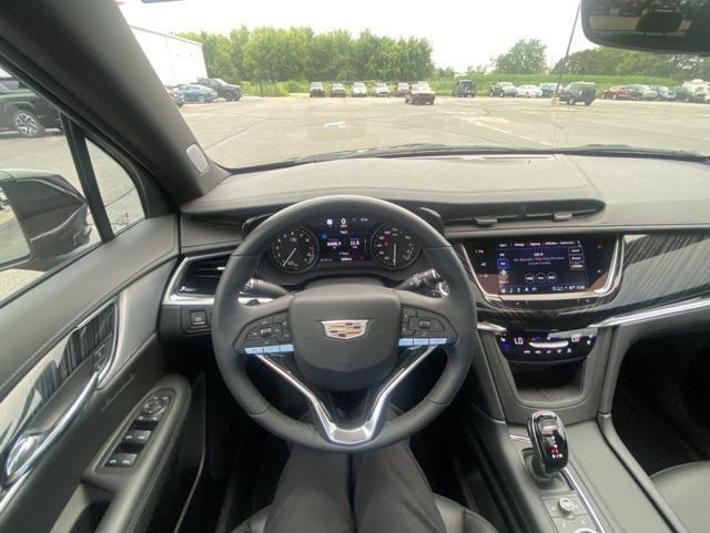 used 2025 Cadillac XT6 car, priced at $55,988