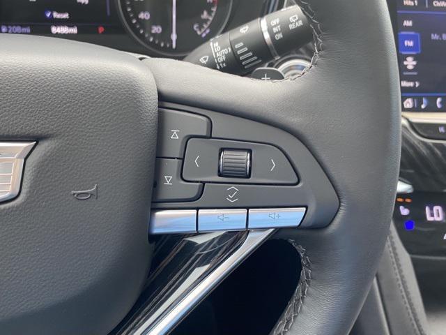 used 2025 Cadillac XT6 car, priced at $55,988