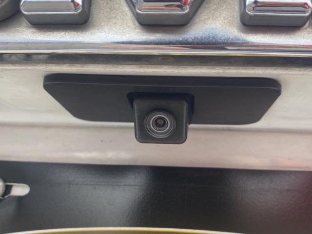 used 2020 GMC Yukon XL car, priced at $33,988