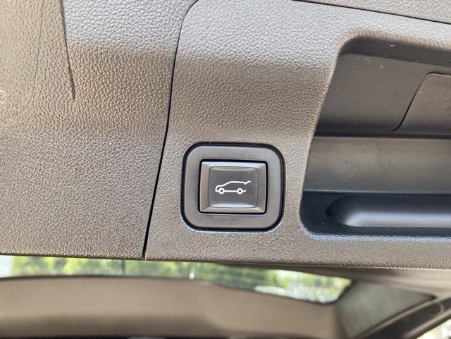 used 2018 GMC Acadia car, priced at $21,901