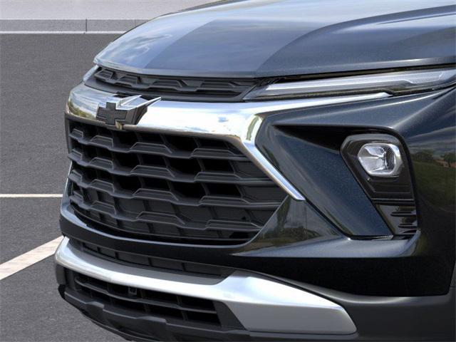 new 2025 Chevrolet TrailBlazer car, priced at $28,975