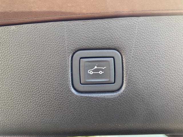 used 2023 Chevrolet Blazer car, priced at $31,988