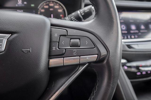 used 2023 Cadillac XT6 car, priced at $38,988