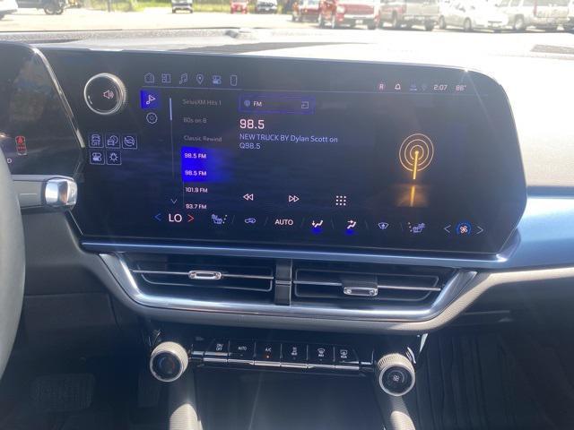 used 2024 Chevrolet Equinox EV car, priced at $34,988