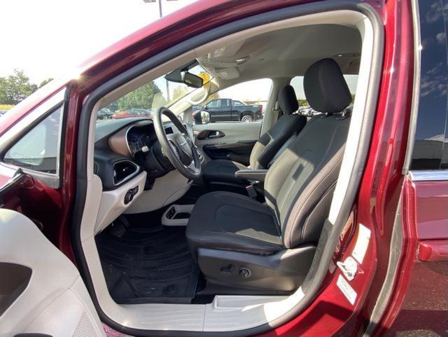 used 2017 Chrysler Pacifica car, priced at $12,555