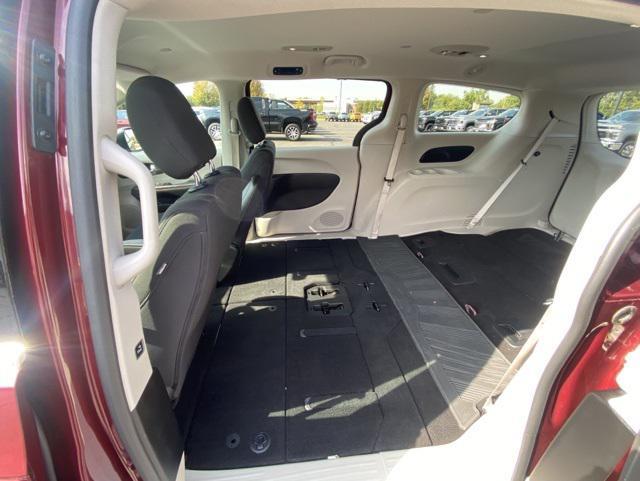 used 2017 Chrysler Pacifica car, priced at $12,555