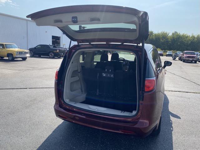 used 2017 Chrysler Pacifica car, priced at $12,555
