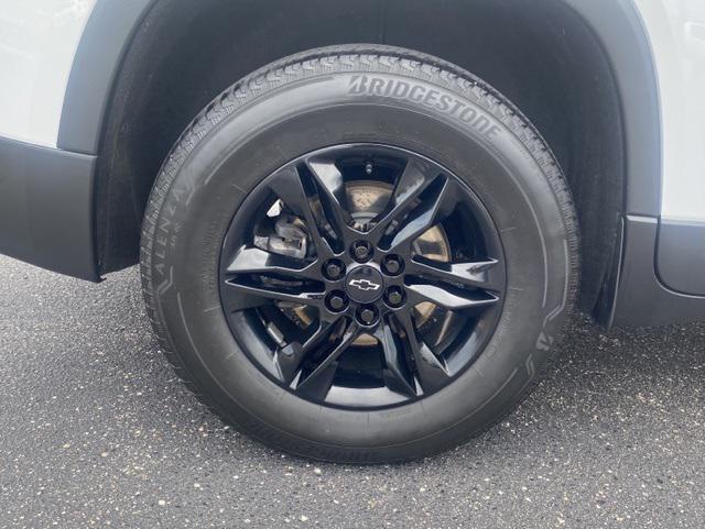 used 2022 Chevrolet Traverse car, priced at $34,988
