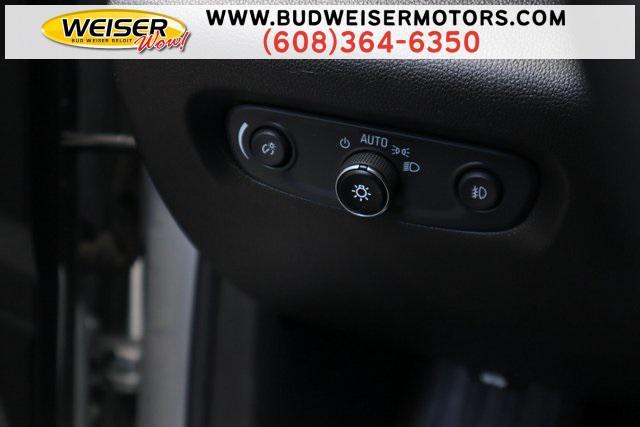 used 2021 Chevrolet Traverse car, priced at $30,999