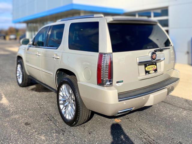 used 2012 Cadillac Escalade car, priced at $15,988