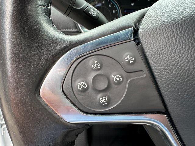 used 2022 Chevrolet Traverse car, priced at $31,988