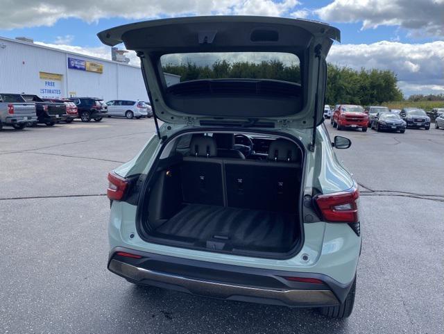 used 2024 Chevrolet Trax car, priced at $24,988