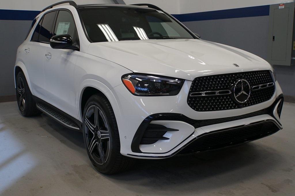 new 2025 Mercedes-Benz GLE 450 car, priced at $87,715