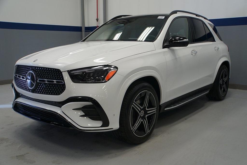 new 2025 Mercedes-Benz GLE 450 car, priced at $87,715