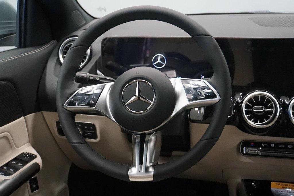 new 2025 Mercedes-Benz GLA 250 car, priced at $51,070