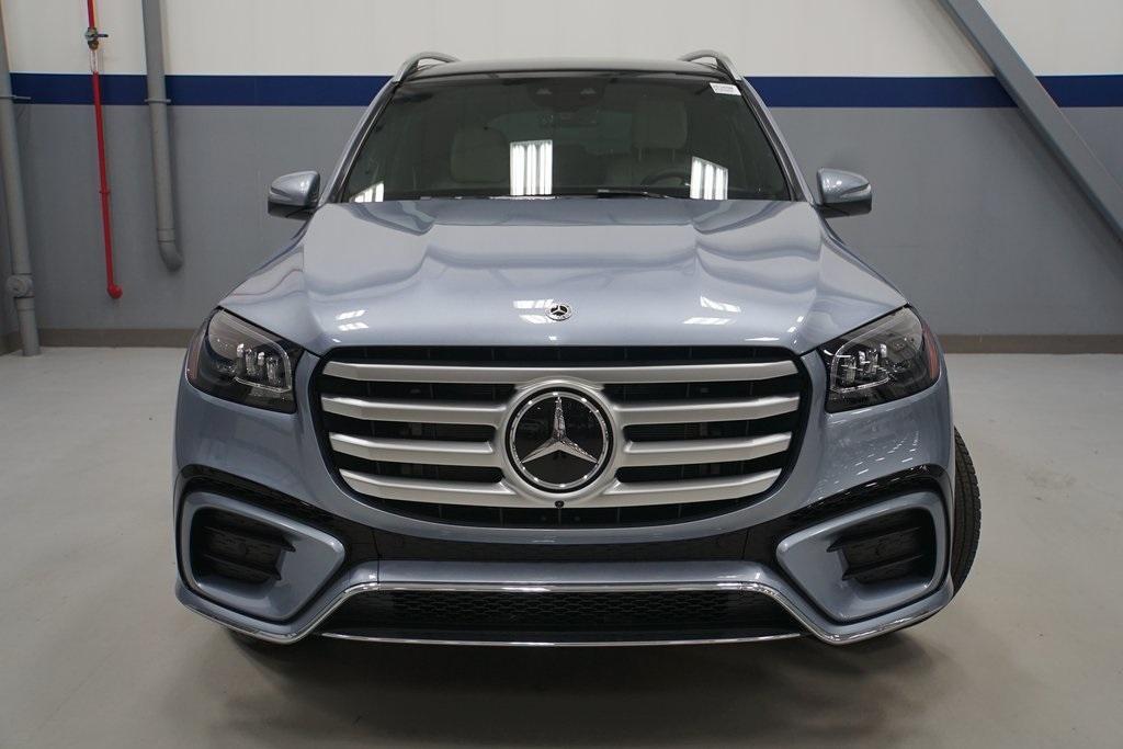 new 2025 Mercedes-Benz GLS 450 car, priced at $105,715