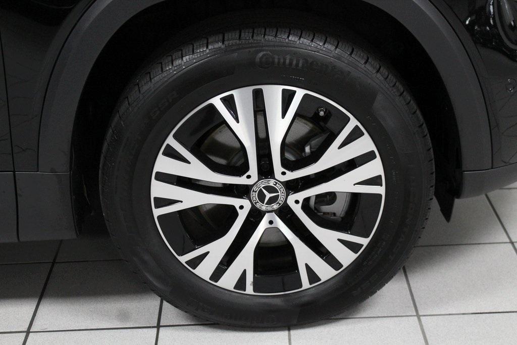 used 2025 Mercedes-Benz GLB 250 car, priced at $41,595