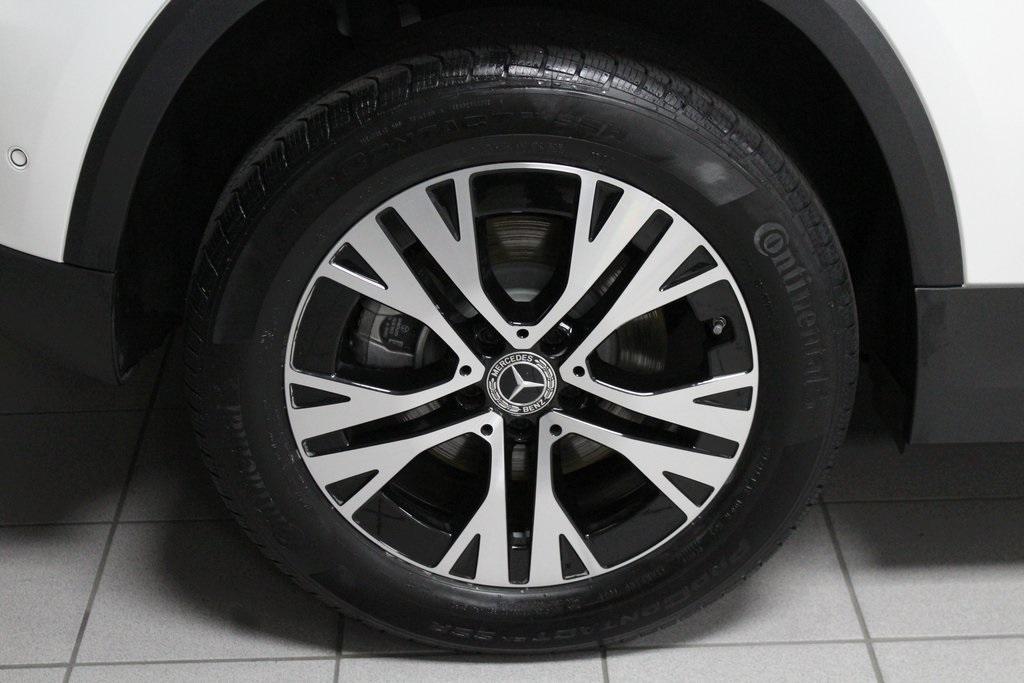 used 2025 Mercedes-Benz GLA 250 car, priced at $42,002