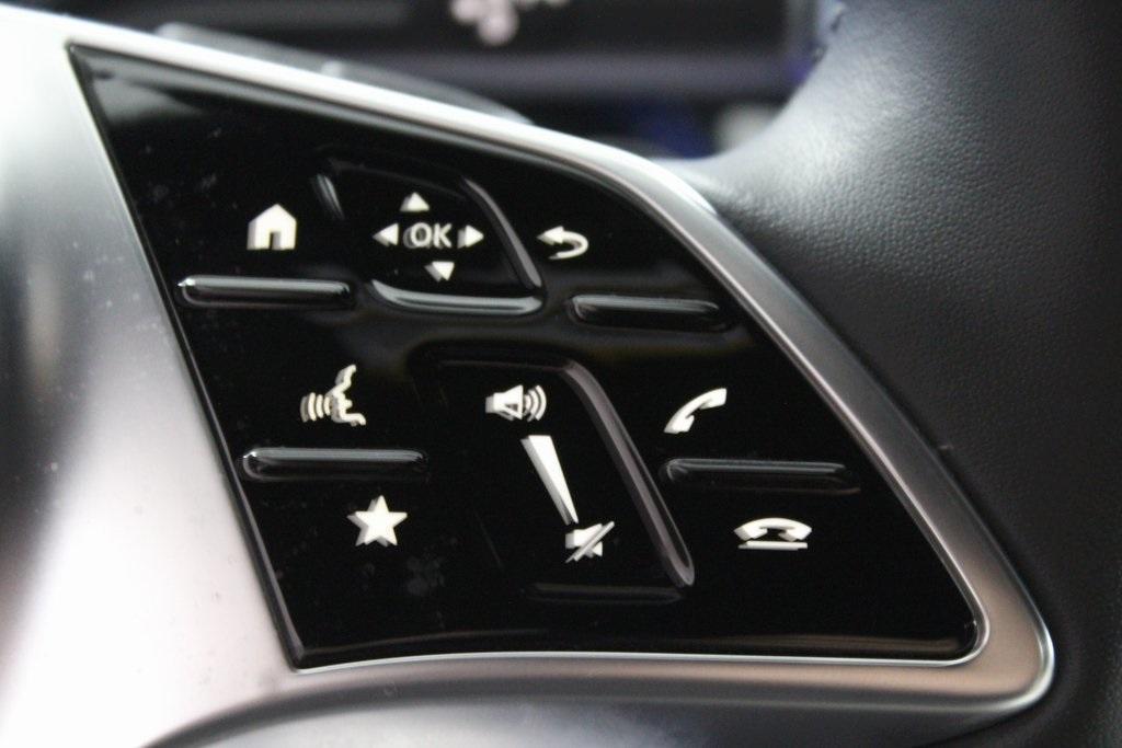 used 2025 Mercedes-Benz GLA 250 car, priced at $42,002