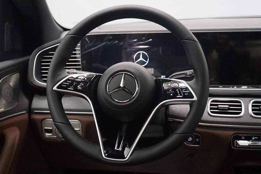 new 2025 Mercedes-Benz GLS 450 car, priced at $94,185