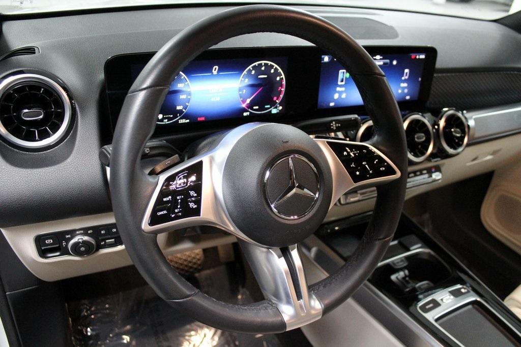 used 2025 Mercedes-Benz GLB 250 car, priced at $39,498