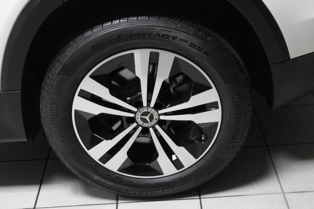 used 2025 Mercedes-Benz GLB 250 car, priced at $39,498