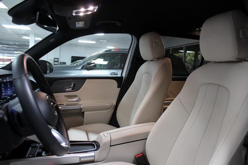 used 2025 Mercedes-Benz GLB 250 car, priced at $39,498