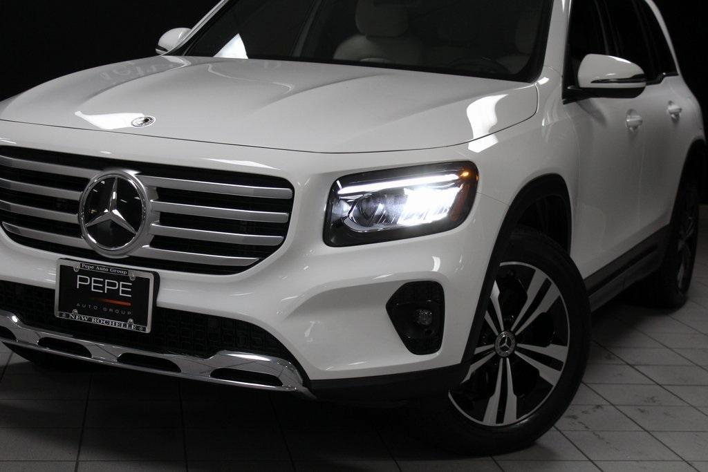 used 2025 Mercedes-Benz GLB 250 car, priced at $39,498