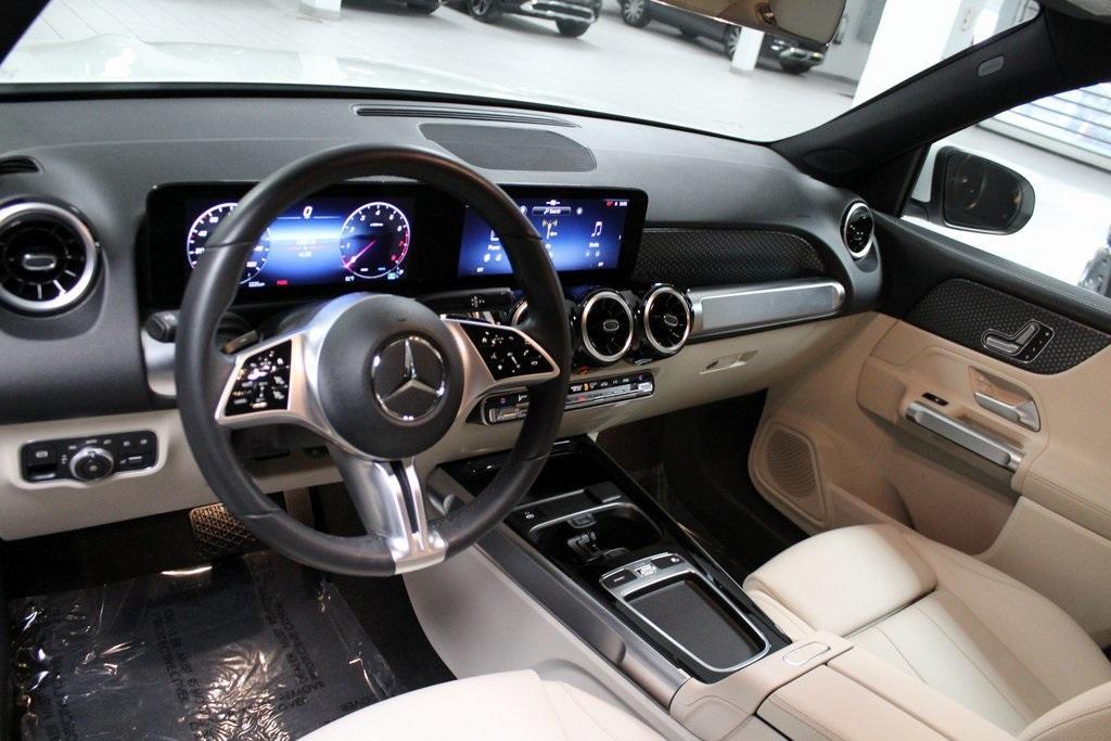 used 2025 Mercedes-Benz GLB 250 car, priced at $39,498