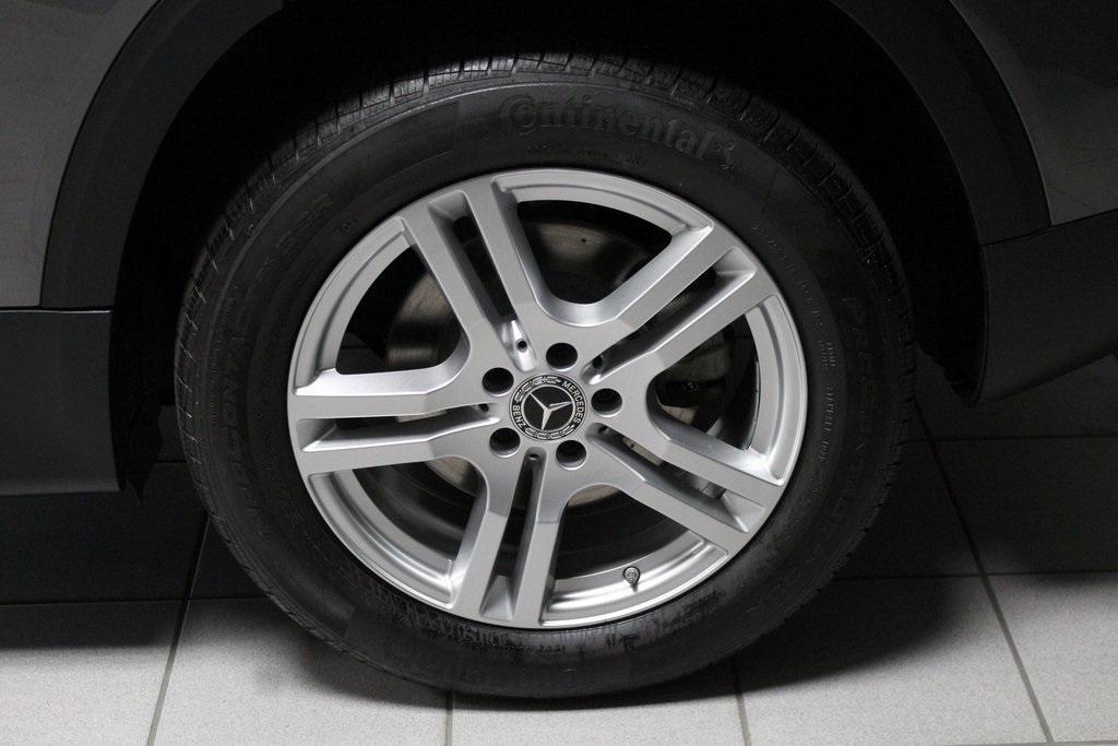 used 2022 Mercedes-Benz GLB 250 car, priced at $31,994