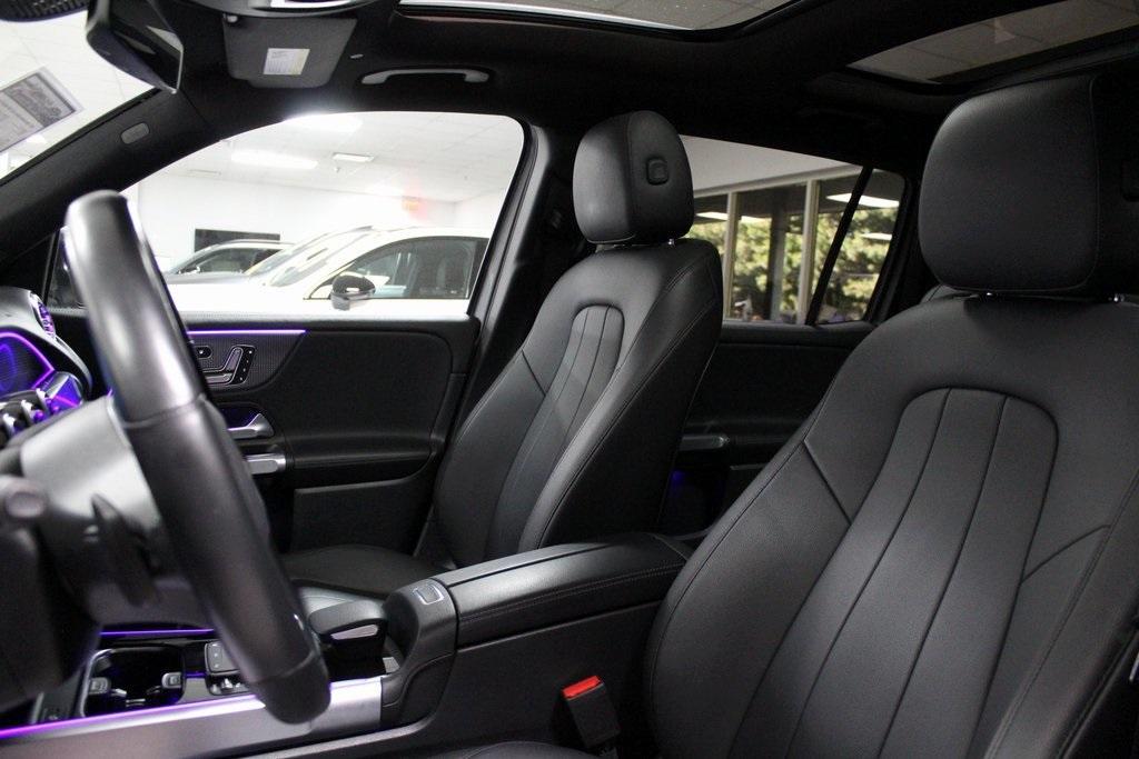 used 2022 Mercedes-Benz GLB 250 car, priced at $31,994