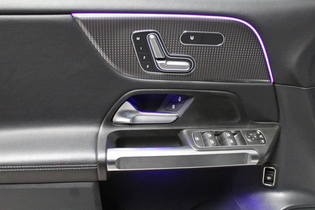 used 2022 Mercedes-Benz GLB 250 car, priced at $31,994