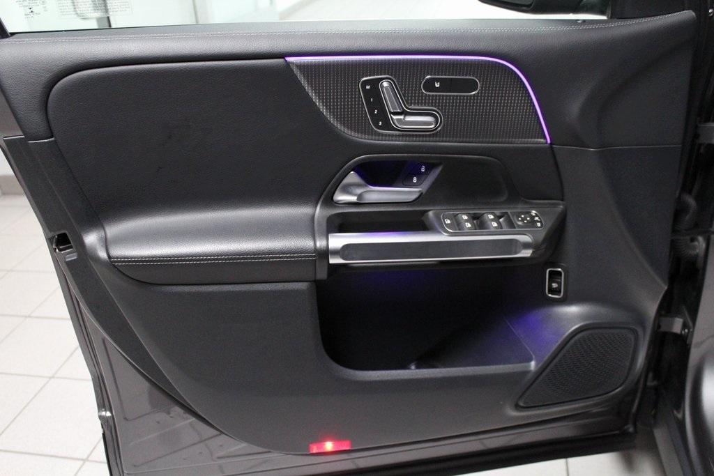 used 2022 Mercedes-Benz GLB 250 car, priced at $31,994