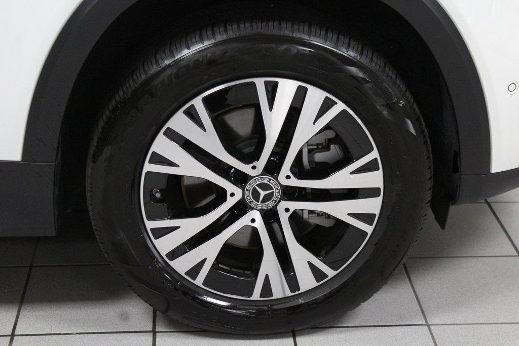 used 2025 Mercedes-Benz GLB 250 car, priced at $42,695