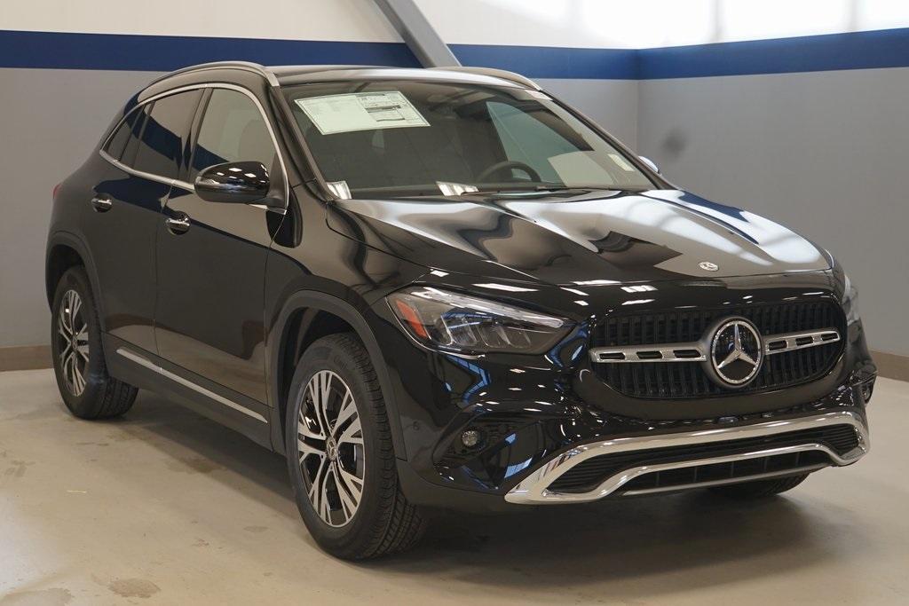 new 2025 Mercedes-Benz GLA 250 car, priced at $51,240