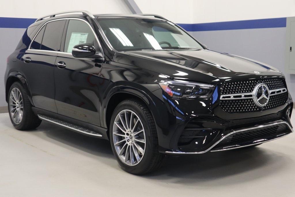 new 2025 Mercedes-Benz GLE 450 car, priced at $89,855