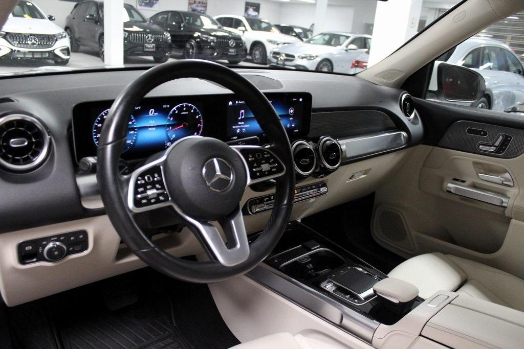 used 2020 Mercedes-Benz GLB 250 car, priced at $25,880