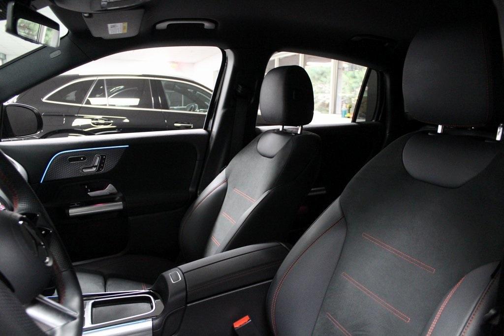 used 2025 Mercedes-Benz GLA 250 car, priced at $45,590