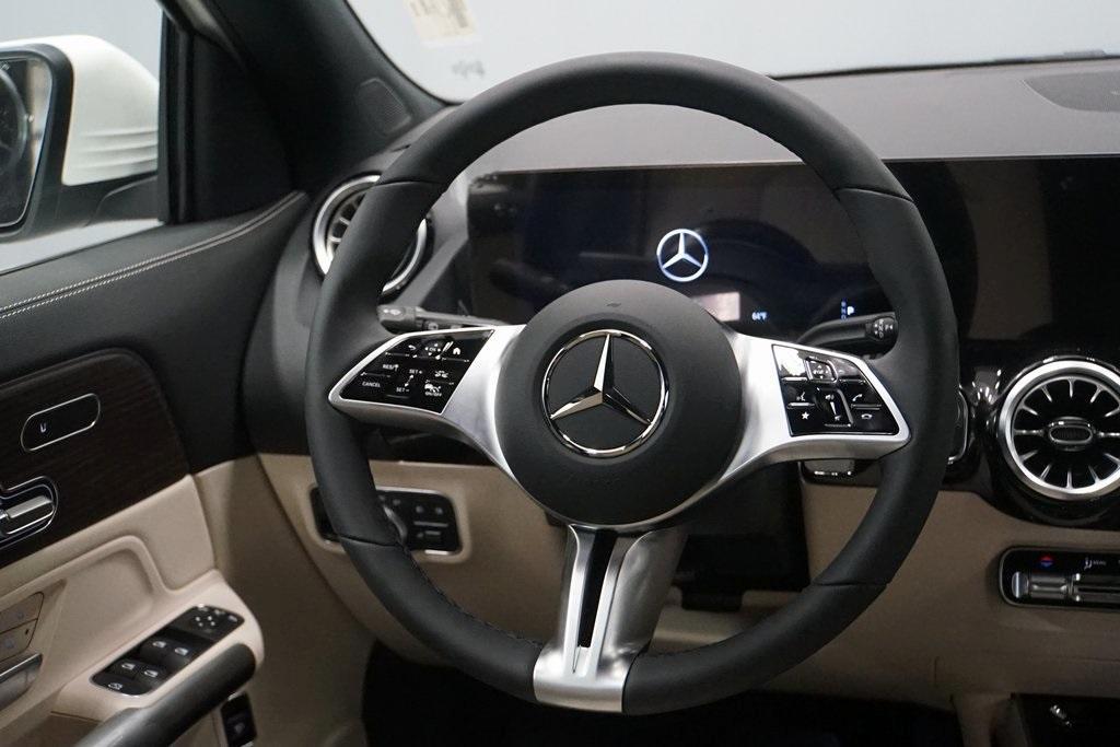 new 2025 Mercedes-Benz GLA 250 car, priced at $50,435